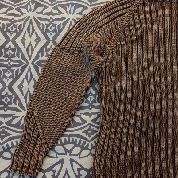 Women's Vintage Brown Cable Knit Sweater - Picture 11 of 13